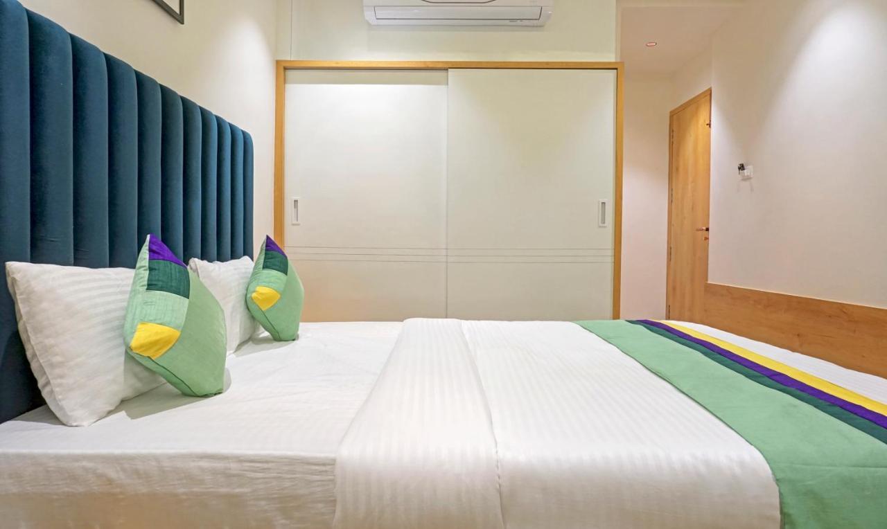 Treebo The Utsav, Nashik Hotell Eksteriør bilde